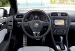 Volkswagen Golf Cabrio 2011 года